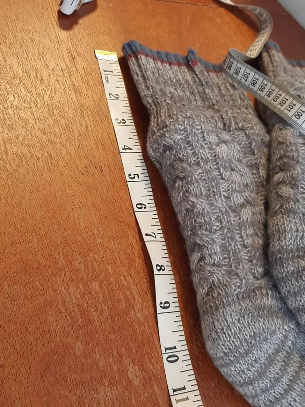 Unisex Cozy Cable Knit Gray Woolen Leg Warmers Or Boot Ribbed Cuffs Stripes